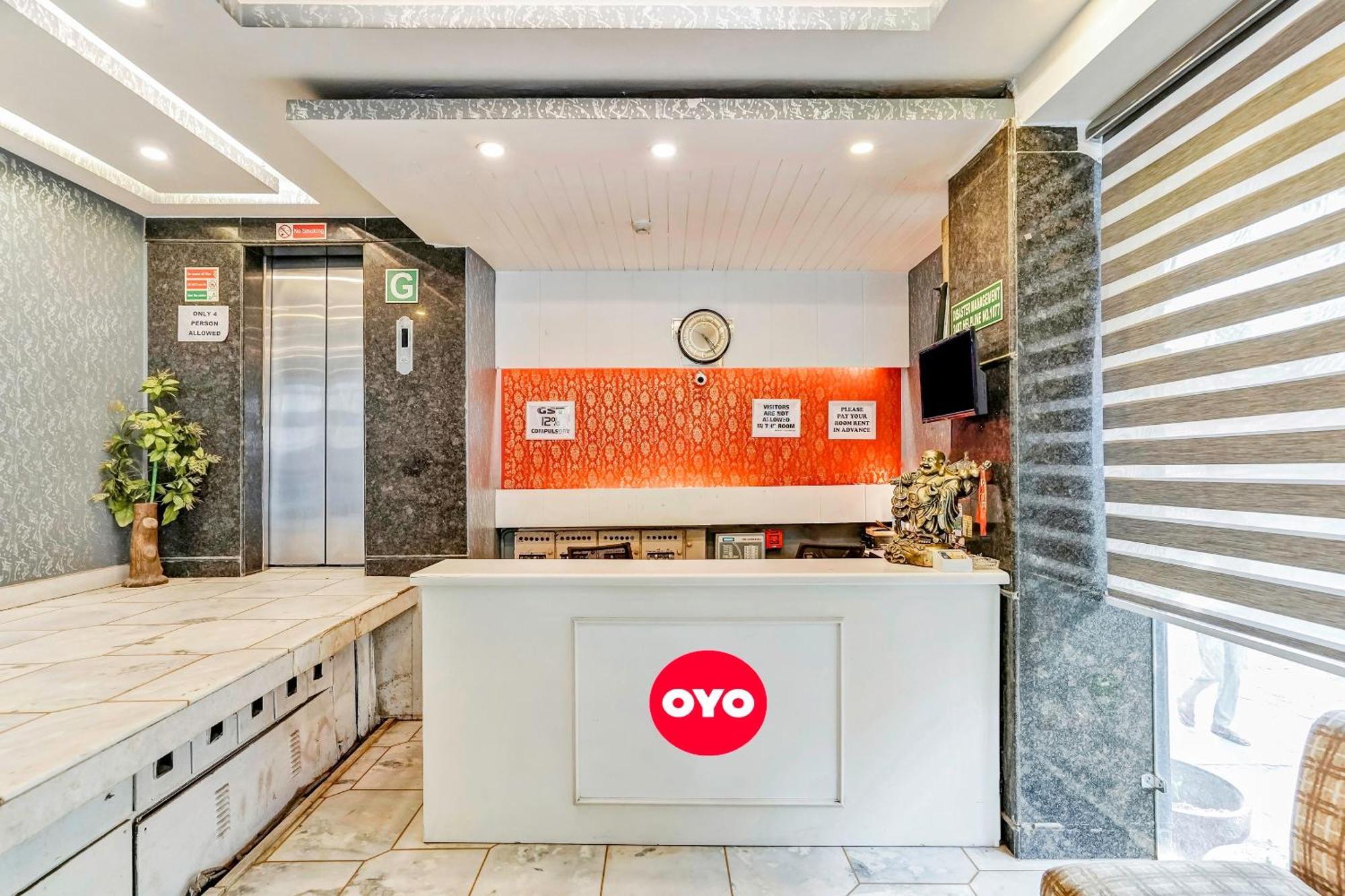Hotel O Delhi Empire Нью-Дели Экстерьер фото